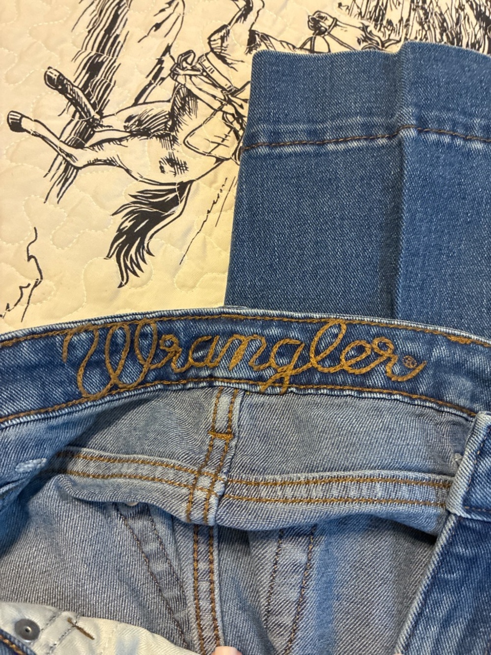 Wrangler High Ride Retro Trouser - Picture 5 of 7